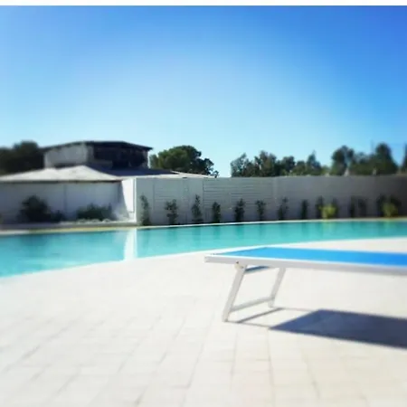 Capo Blu Con Piscina Condominiale روما